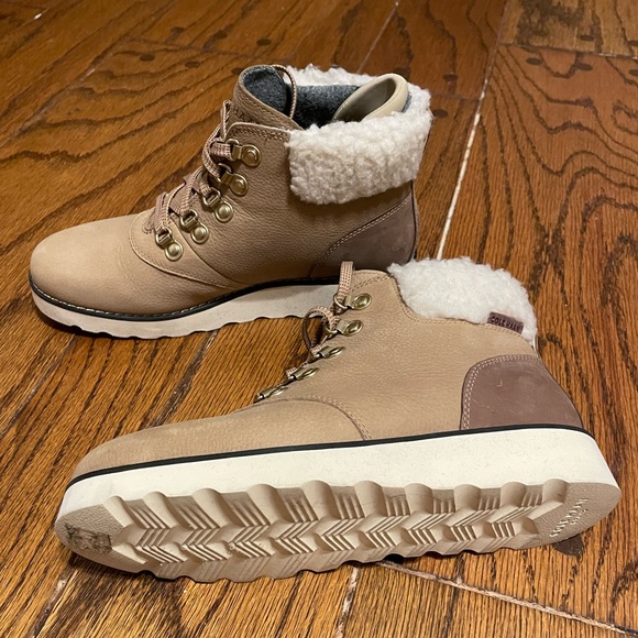 Nantucket Faux Fur Trimmed Waterproof Hiker Boot COLE HAAN Women’s 5.5 - Picture 5 of 7